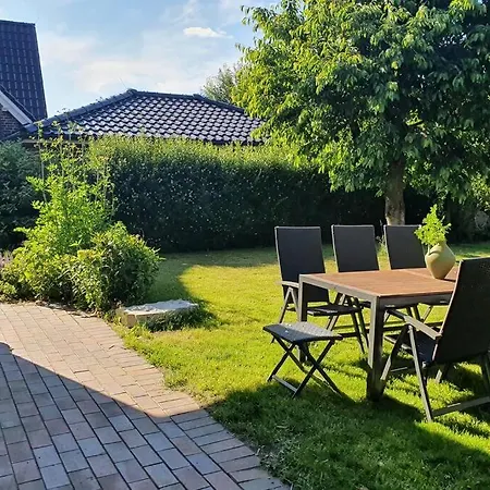 Appartement Naehe Hamburg Luebeck Ostsee - Bbq - Garten - Parkplatz *