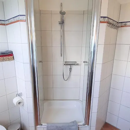 Naehe Hamburg Luebeck Ostsee - Bbq - Garten - Parkplatz * Gronwohld