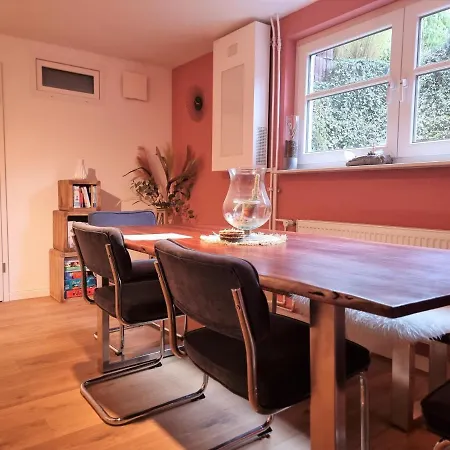 Naehe Hamburg Luebeck Ostsee - Bbq - Garten - Parkplatz * Gronwohld